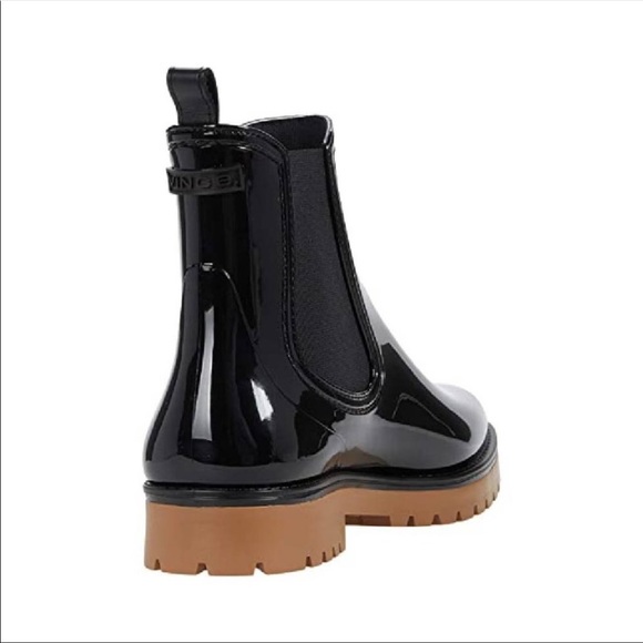 NWT Vince Risa Black Gum Chelsea Boots - Picture 2 of 10